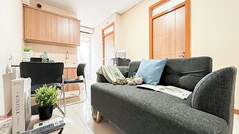 Basic 2Br Apartment At Green Palm Residence