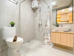 Cozy And Modern Studio Room Apartment Pollux Chadstone