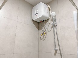 Cozy And Modern Studio Room Apartment Pollux Chadstone