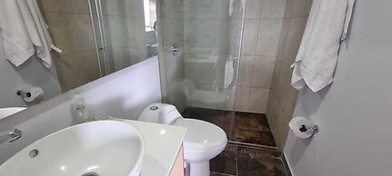 La 70 Laureles Condo cold AC