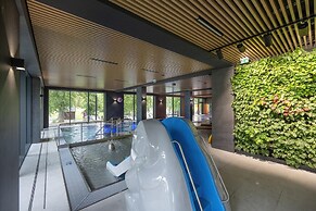 Holiday Studio With Balcony, Indoor Pool, Sauna