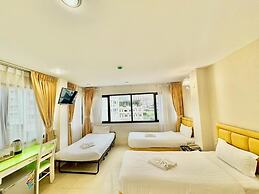 ABCYQ Hotel