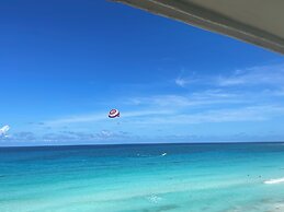 OvaCancun Apartments