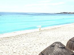 OvaCancun Apartments