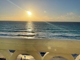 OvaCancun Apartments