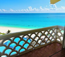 OvaCancun Apartments