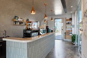 Unknown Coffee Inn