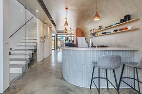 Unknown Coffee Inn