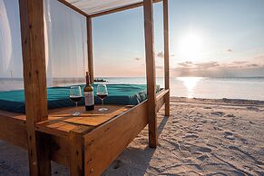 Bullock Island, Belize
