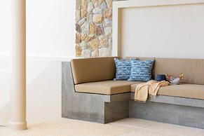 Villa Aroka 4 Bed Sea View KBR41