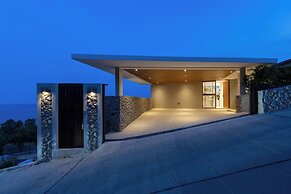 Villa Aroka 4 Bed Sea View KBR41