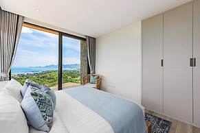 Villa Aroka 4 Bed Sea View KBR41