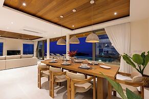 Villa Aroka 4 Bed Sea View KBR41