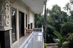 Hanaka Riverside Ubud