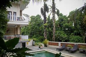 Hanaka Riverside Ubud