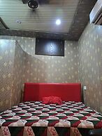 Pari Ac Restaurant & Hotel