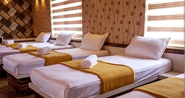 Pari Ac Restaurant & Hotel
