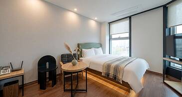 Billy Hotel