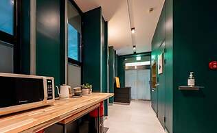 Billy Hotel