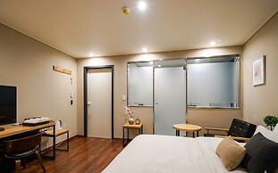 Billy Hotel