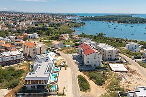 Villa Emma With Pool and sea view