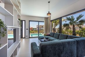 Villa Petra with Pool and Sea View