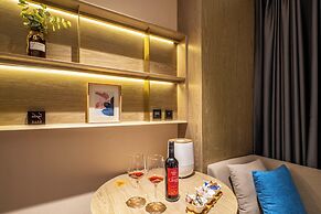 Lijiang Old Town Echarm Plus Hotel
