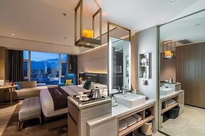 Lijiang Old Town Echarm Plus Hotel
