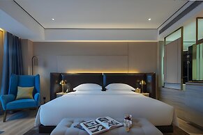 Lijiang Old Town Echarm Plus Hotel