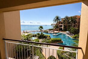 ELFARO 204SURF by Dream Playa Management