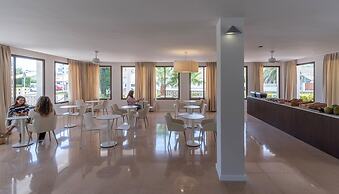 BAY HOTEL