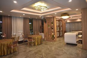 Hotel Neelkanth