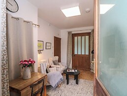 Diamond Lodge