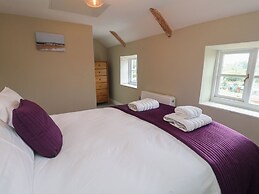6 Gravel Hill