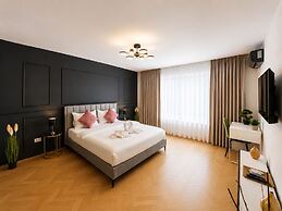 Metropole Apartments Signature Suite