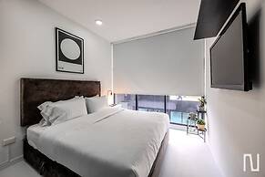NOK Bright Studio in Chic