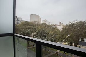 w Stylish 2BR With Balcony in San Isidro