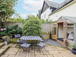 Rushmoor Cottage