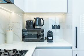 PVH - City View 1BR - Binghatti House