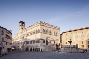 Countryside Retreat With Pool, Mantignana