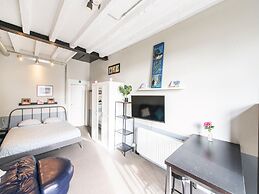 Apartment With a View of Alpacas
