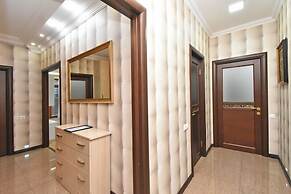 Apartment by Luxe Group DI777