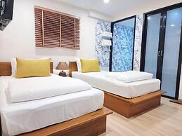 Sleep Walker Poshtel