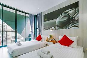 Sleep Walker Poshtel