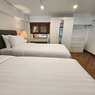 Sleep Walker Poshtel