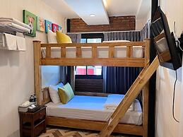 Sleep Walker Poshtel