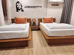 Sleep Walker Poshtel
