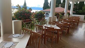 Hotel Delfin