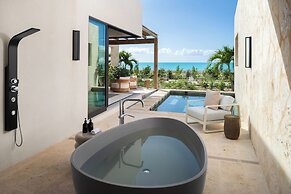 The Strand Turks and Caicos