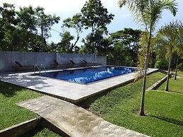 Jungle Paradise Hotel